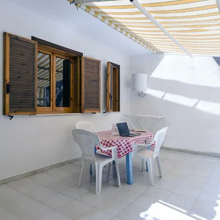 Appartamento Casa Vacanza Trilocale 21 Sant'Andrea (Apulia)